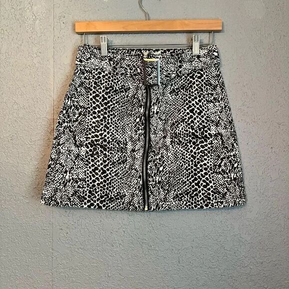 Amp Belted Cheetah Mini Skirt Y2K Size Small - Picture 1 of 5